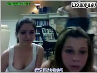 porn секс sex молодые телки раздевается студентки голые сиськи показывает в скайпе скайп skype stickam молоденькая hd