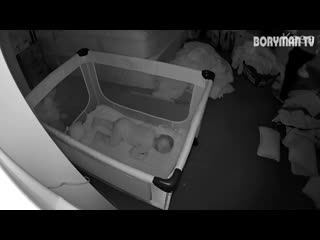porn мама посмотрела запись со скрытой камеры видео няни и потеряла дар речи теперь она не может спать hd