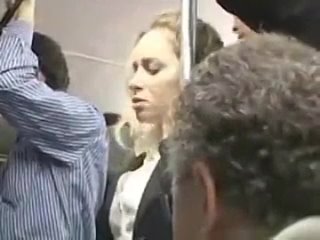 porn лапает и трахает пальцами в автобусе hd