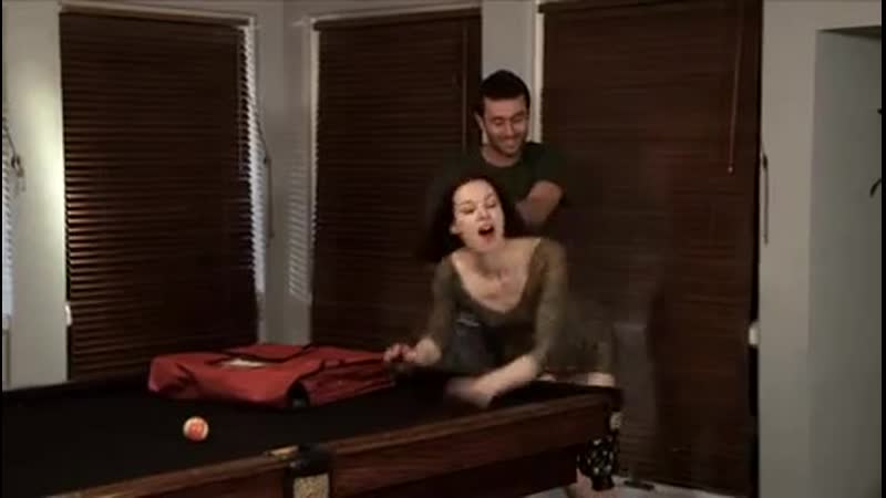 porn дала себя трахнуть в обе дырки доставщику пиццы в бильярдной hd