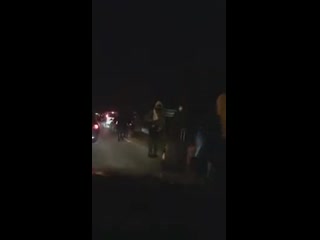 porn на западной границе бесконечные очереди пешеходов в толпе на границе большинство заробитчане из польши hd