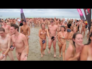 porn bw skinny dip guinness world record attempt gisborne 2012 попытка установить рекорд гиннеса нова зеландия hd