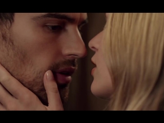 porn boss the scent intense for her start to get closer 720p hd