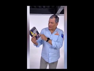 porn calientitosecuador on instagram compañeritos quiero presentarles el último best seller grandes obras de lenin moreno hd