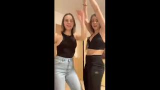 porn drunk russian periscope lalinahae kissing with sexy girl friend 11 29 2019 oncam top periscope videos hd