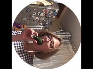 porn сосет огурец шлюха слив видео перископ видеочат омегл секс ебля omegle periscope videochat hd
