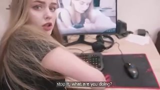 porn спалил жопастую дочь за мастурбацией и вставил в неё порно sex трах fuck домашнее porno teen hom hd